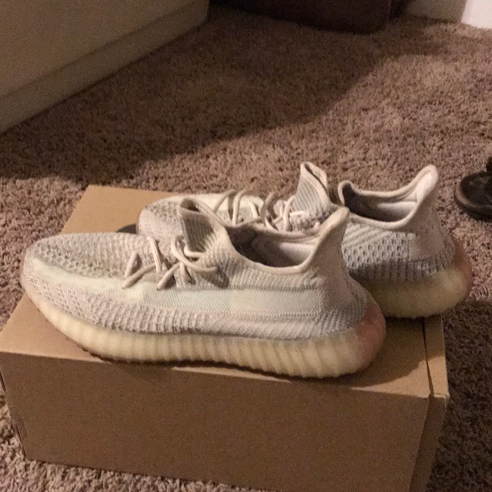 Yeezy boost 350 . 2019.